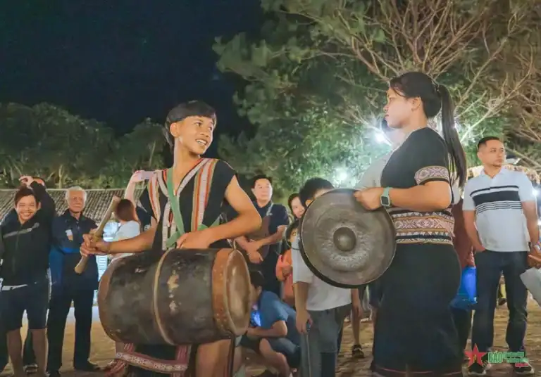 du lịch cộng đồng Măng Đen văn hóa