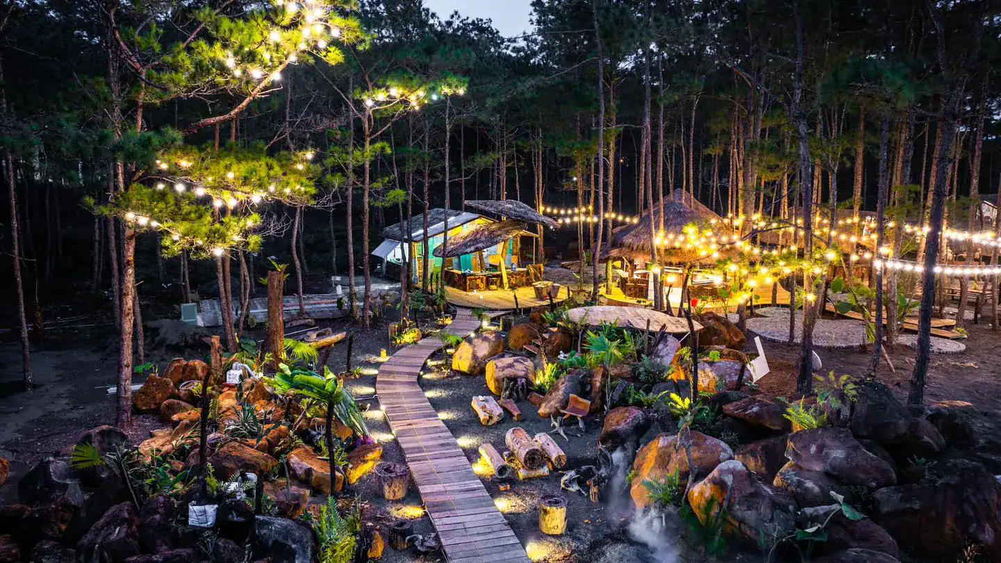 Chợ đêm Măng Đen nhìn từ trên cao