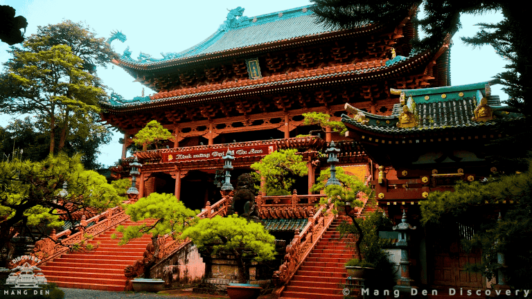 tour 3n2d MĂNG ĐEN chùa minh thành với nhiều cây, hoa trang trí