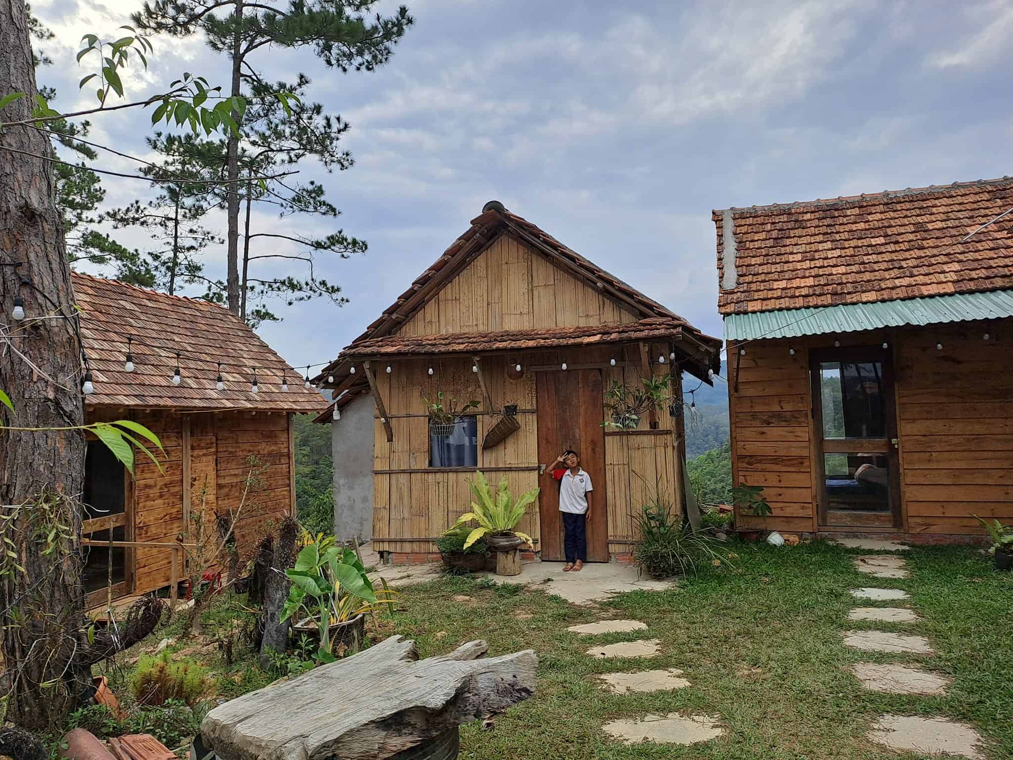 homestay Măng Đen mảnh sân vườn homestay niem t