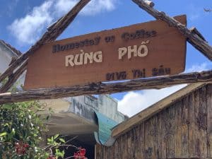 Rừng Phố Coffee And Homestay