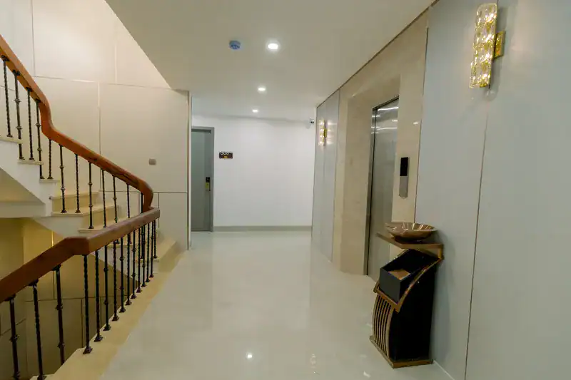 hotel mang den hành lang đẹp trong khách sạn