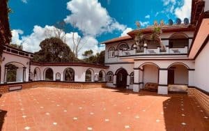 Đồi Thông – Nhà Hàng – Khách Sạn Măng Đen