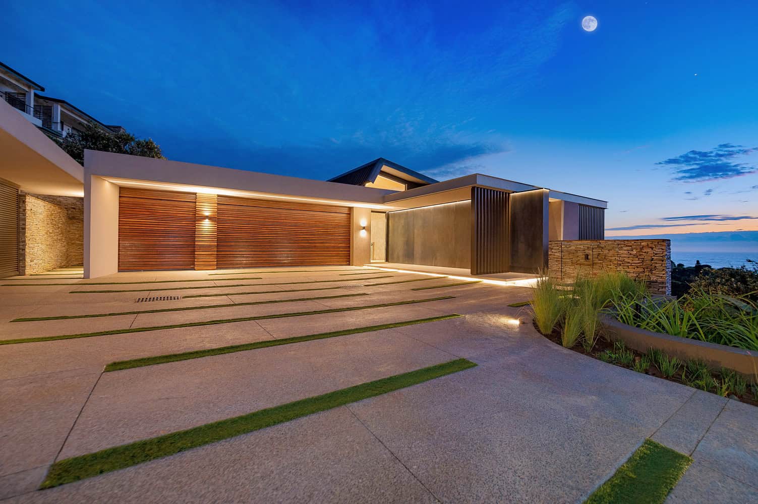 khach san mang den sân thượng lót gạch ngắm rừng, mây ở Măng Diang Boutique Hotel