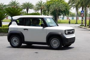 Trang Chủ 18 Thuê ô tô có tài xế Măng Đen