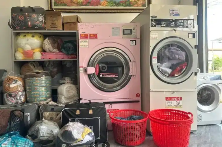 Khu vực máy sấy quần áo phục vụ khách du lịch lưu trú dài ngày tại Măng Đen