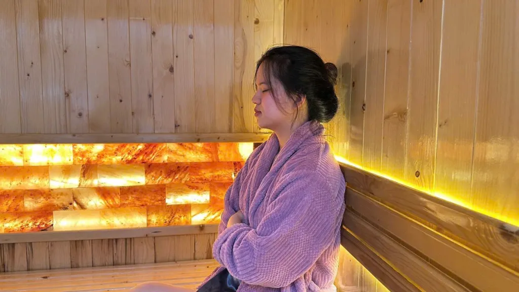 TỔNG HỢP TOÀN BỘ SPA MĂNG ĐEN: NƠI TRỊ LIỆU TÂM HỒN 4 Không gian xông hơi thư giãn dành cho khách tại spa Măng Đen