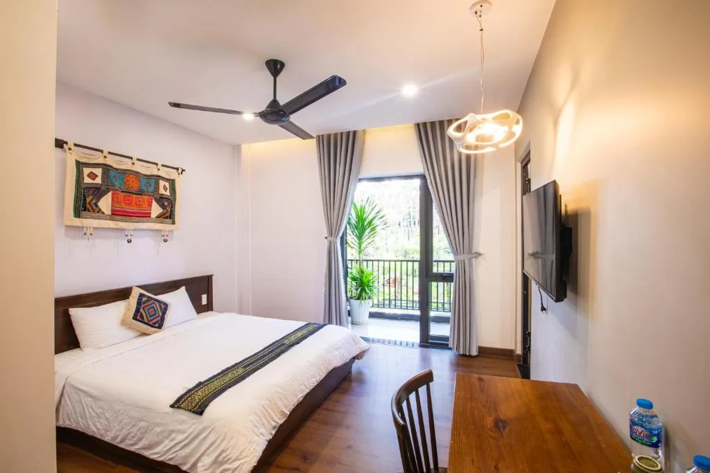CASA VANILLA MĂNG ĐEN – CHỖ Ở ĐẸP TRÊN ĐƯỜNG NGUYỄN DU CHO NGƯỜI THÍCH Ở CHẬM, Ở YÊN 5 phòng đôi tại Casa Vanilla Măng Đen có cửa ra ban công